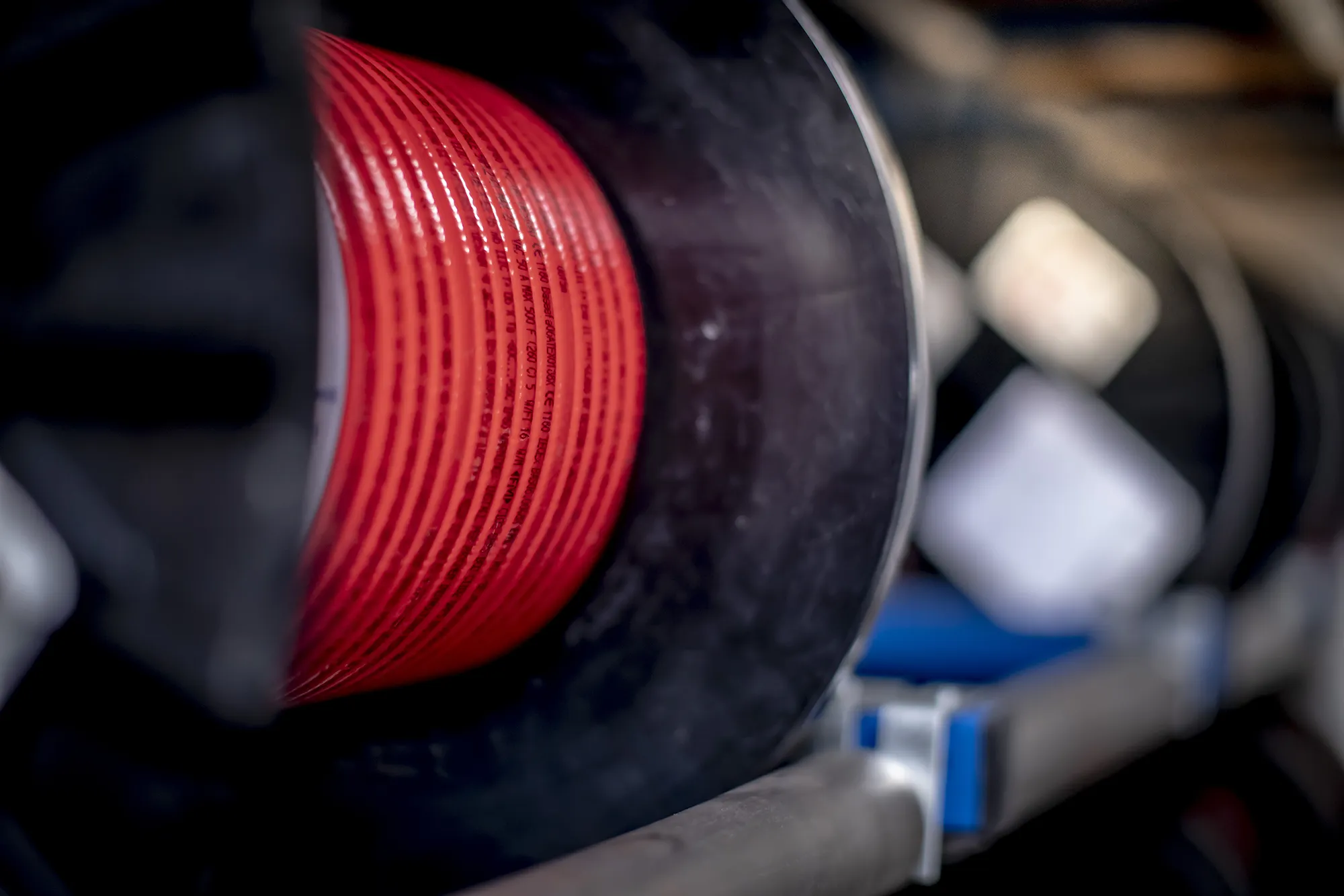 Nahaufnahme von einer aufgerollten Heizleitung