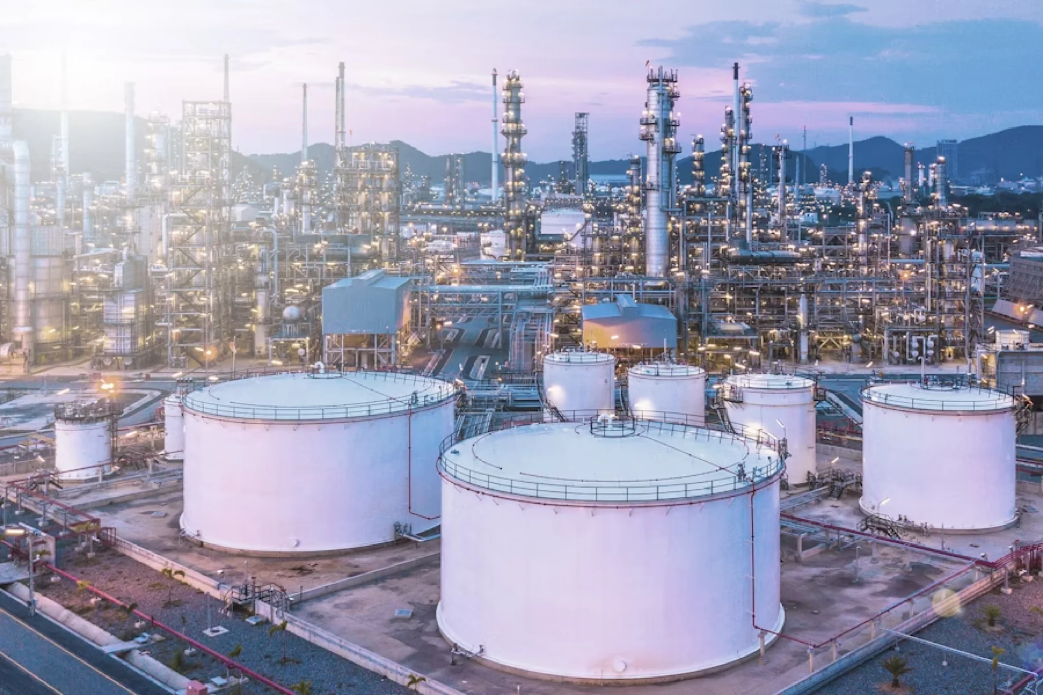 Ein Luftbild von Tanks